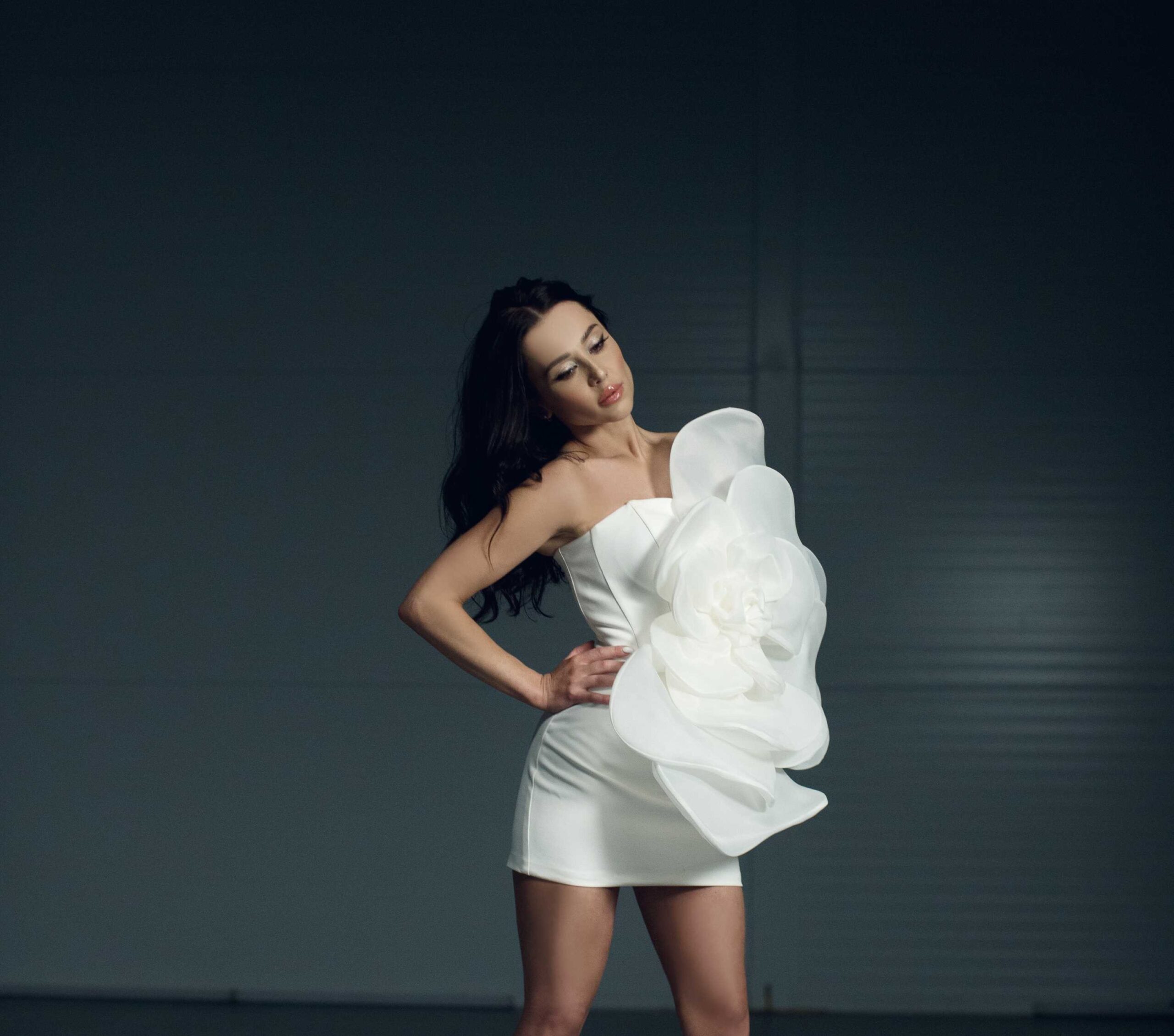 «Без кохання жити легше, та все тоді немає сенсу»: YAROMIYA презентує сингл «Ромашки»