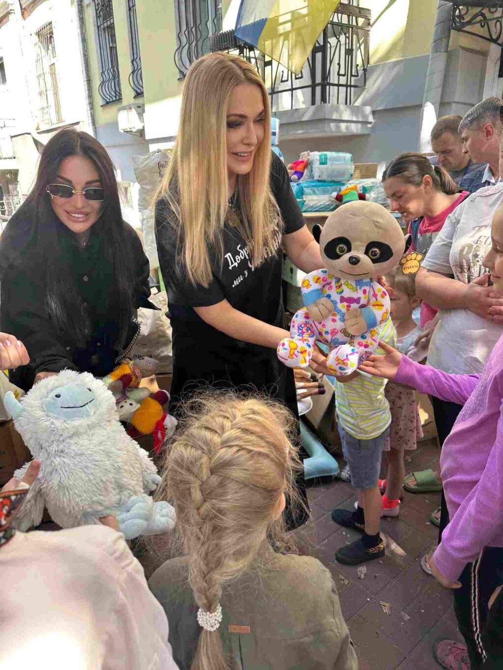 ГО «FENIX CHARITY» об’єднала всіх заради допомоги центру «ЯМаріуполь.Київ»