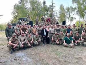Панас Буйний вразив мережу фото з військовими