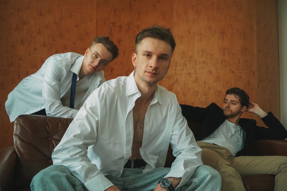 DVA презентують “Подаруй” – різдвяний нео-соул про тепло, яке залишається