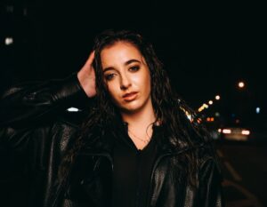 «А мама казала»: ANITA випускає емоційний трек про силу відновлення і трансформації