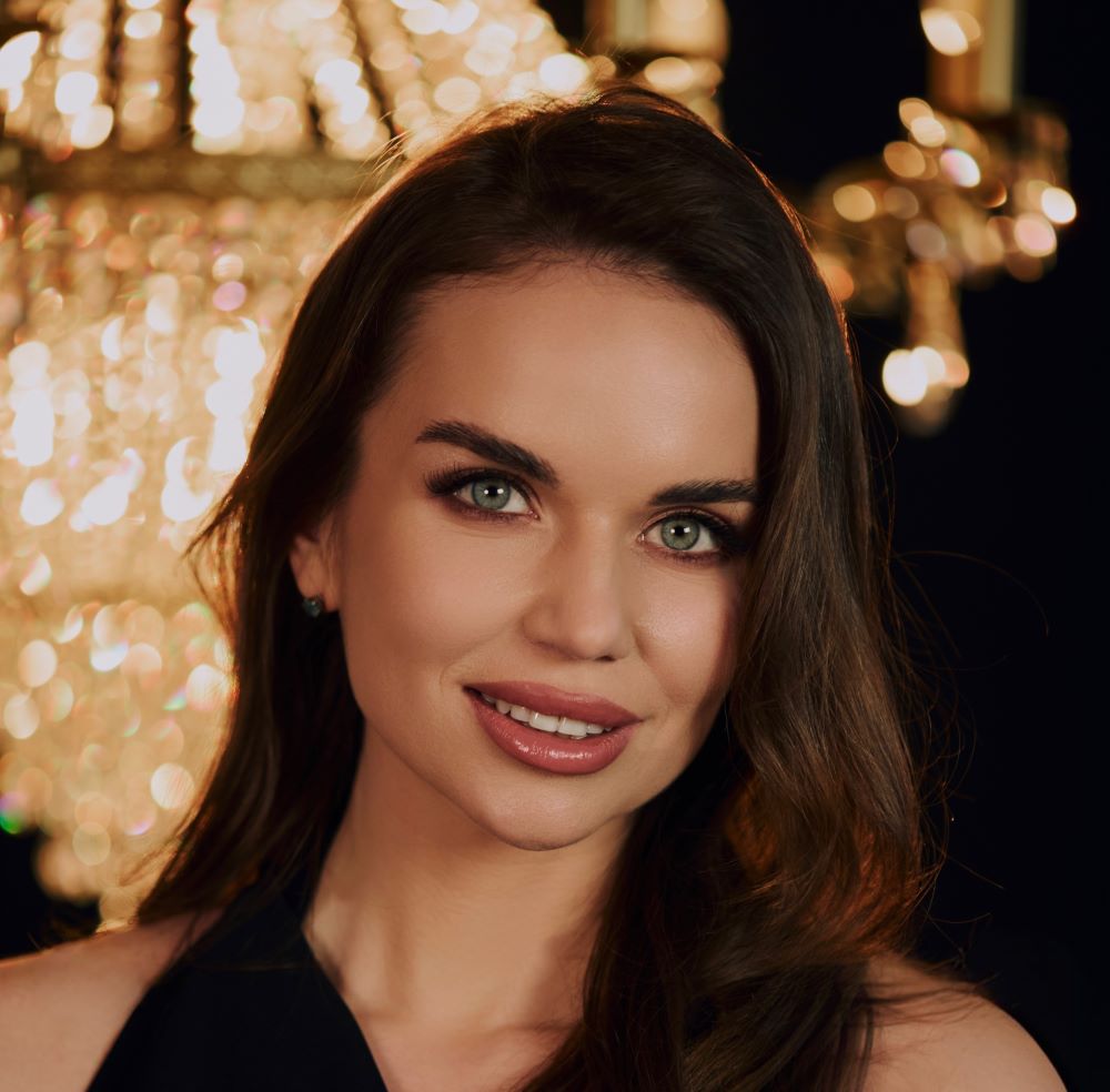 Українська співачка та військовослужбовиця Вікторія Сімонова представила нову авторську роботу «Мамина сила»