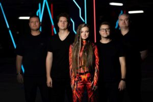 Валерія Охтирчанка та Зразково-показовий оркестр ЗСУ презентували відеороботу на вірш Лесі Українки “Хто вам сказав, що я слабка”