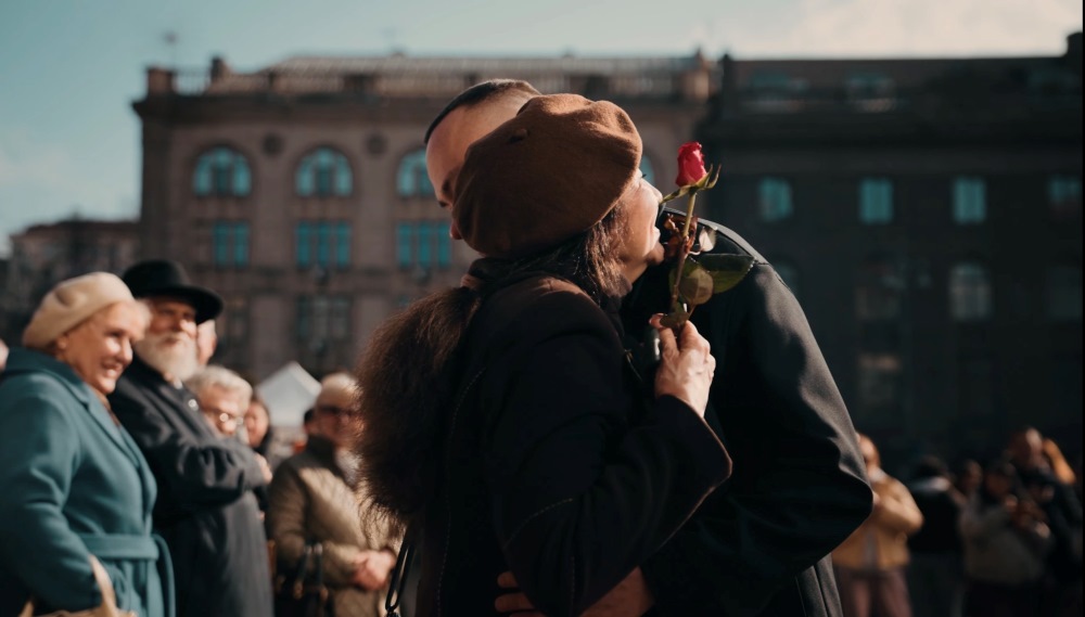 Презентовано трек «Молодість» від THE OLEG, який швидко набирає популярність у соцмережах