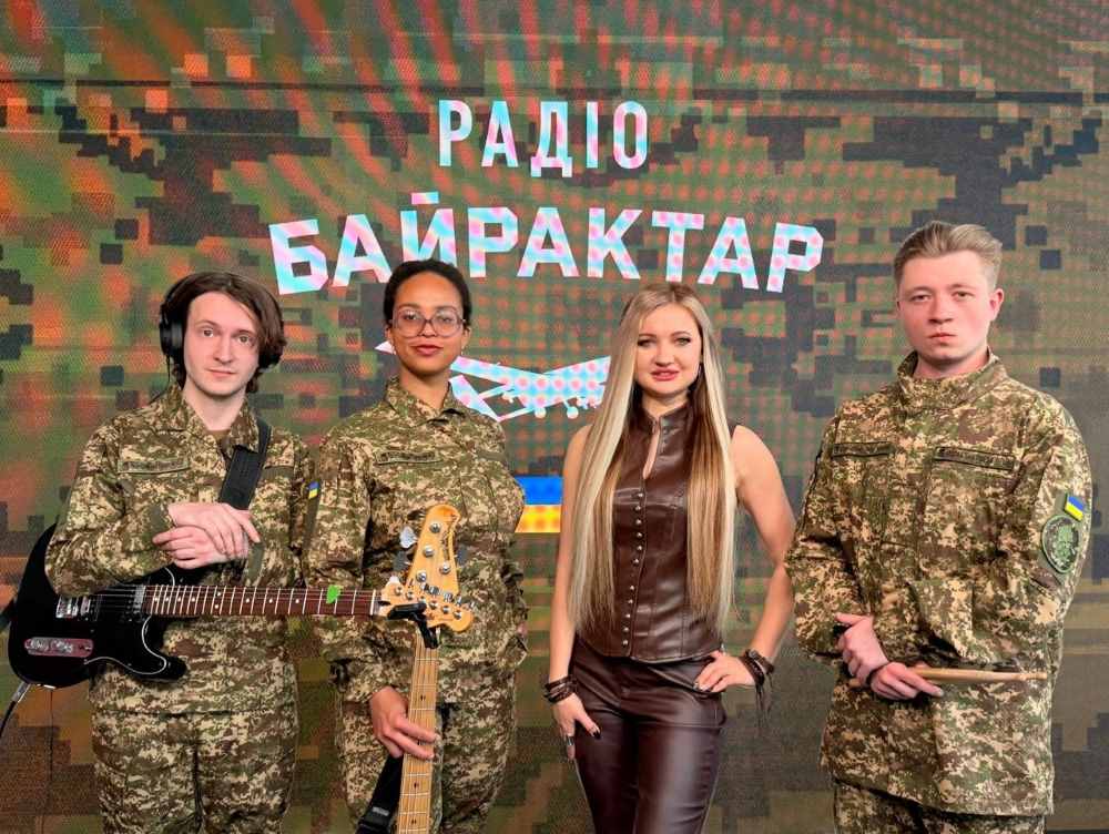 Військова співачка Охтирчанка презентує пісню про спецпідрозділ «Омега» НГУ до річниці його створення