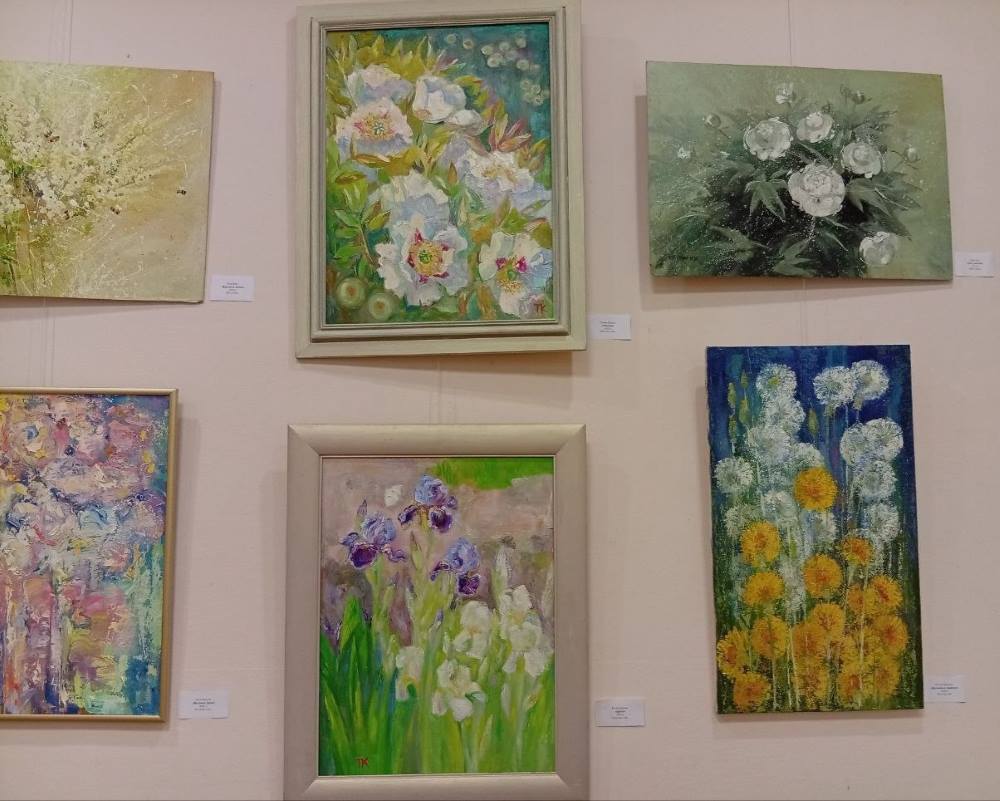 Відродження через мистецтво: у столиці відкрили весняний вернісаж українських художників