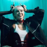 Lina Tion випустила сингл «Повтори» — історію про кохання, яке переходить межу між почуттям і нав’язливою одержимістю